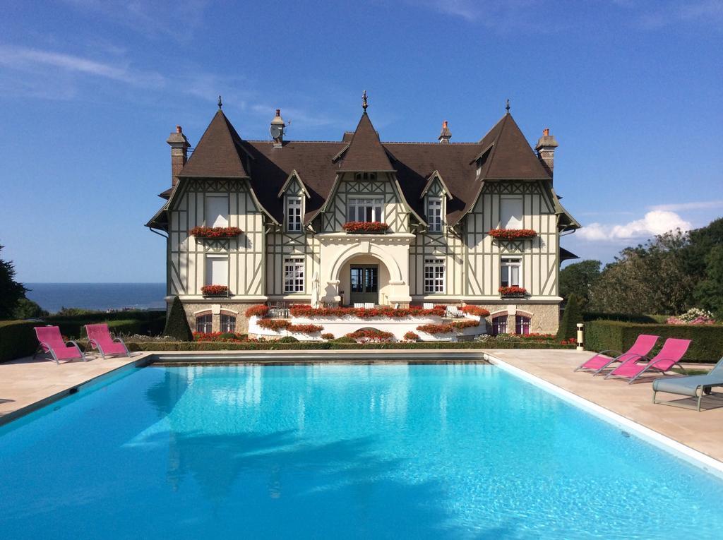 Bed and Breakfast Manoir De Benerville Довиль Экстерьер фото