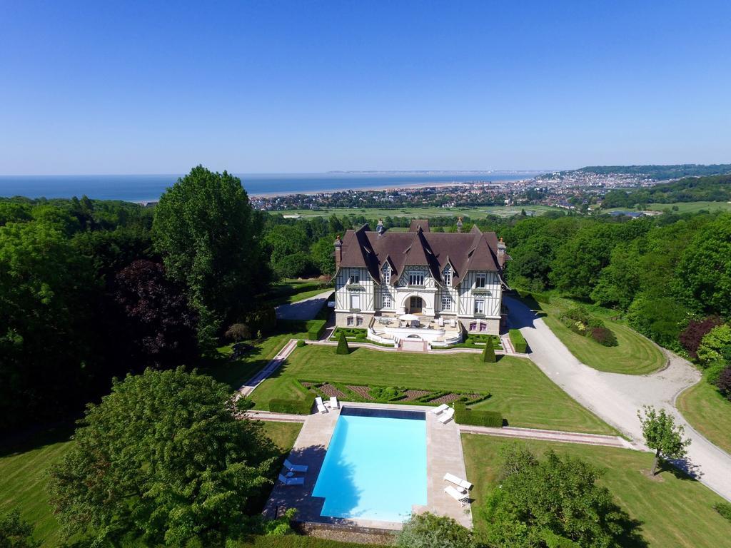 Bed and Breakfast Manoir De Benerville Довиль Экстерьер фото