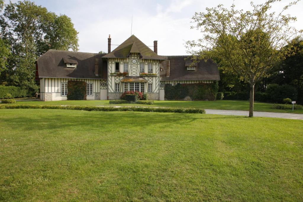 Bed and Breakfast Manoir De Benerville Довиль Экстерьер фото